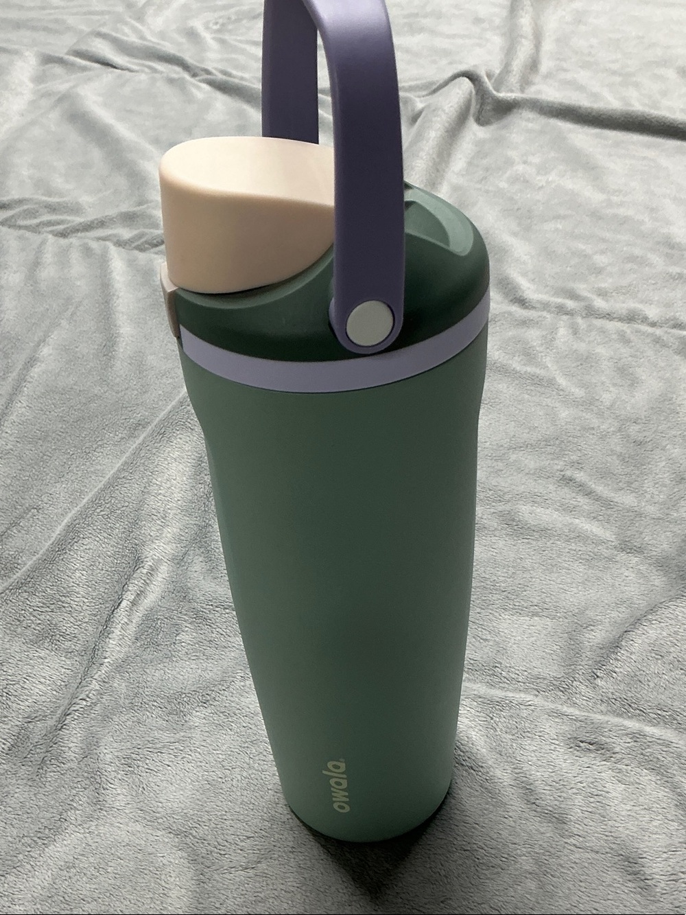 Owalo FreeSip Sway 30oz Sage Green with Lavender Handle and Cream Lid